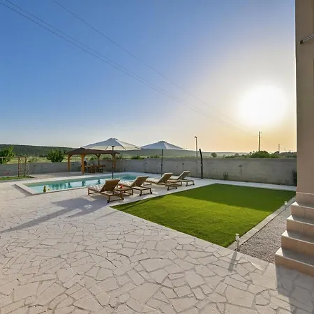Feriehus Family Friendly House With A Swimming Pool Vrana, Biograd - 21828 *
