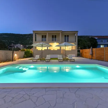 Family Friendly House With A Swimming Pool Vrana, Biograd - 21828