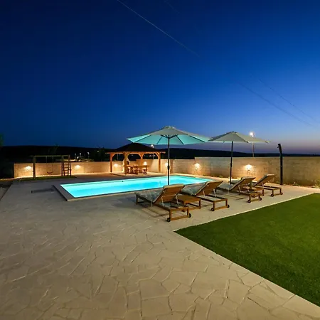 Feriehus Family Friendly House With A Swimming Pool Vrana, Biograd - 21828