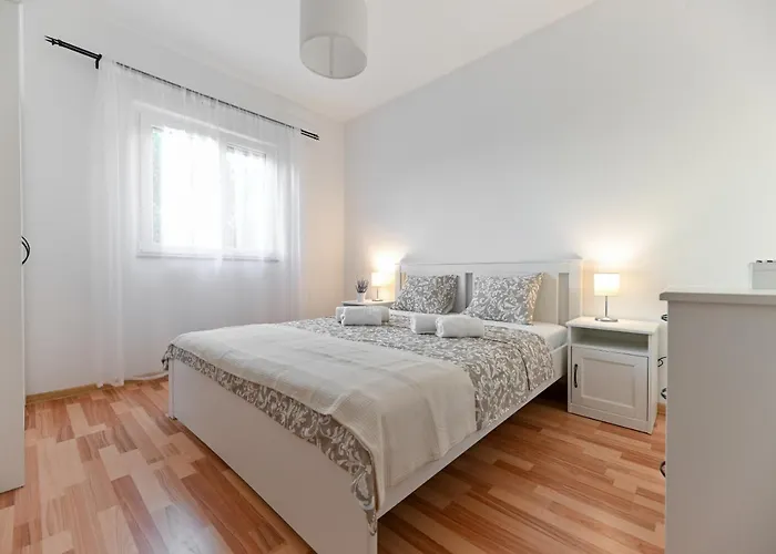 Family Friendly House With A Swimming Pool Vrana, Biograd - 21828 * باكوشتاني